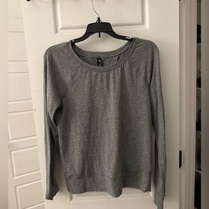 Long sleeve workout top